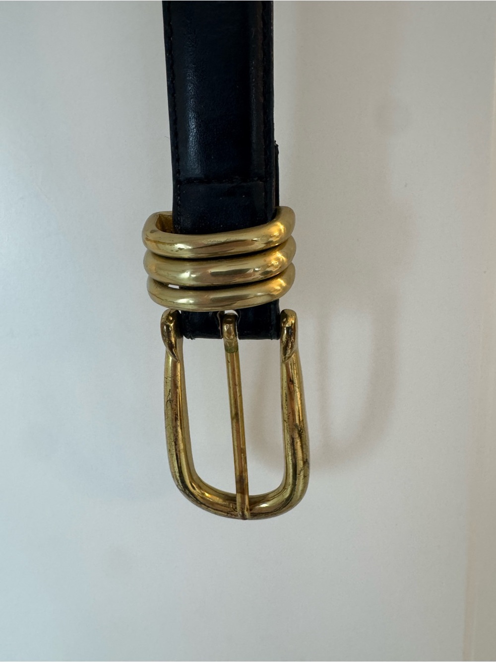 Ladie’s Harve Bernard Black Leather Belt with Gold Buckle